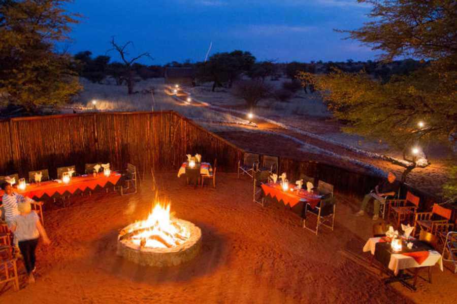 Camelthorn Lodge kalahari