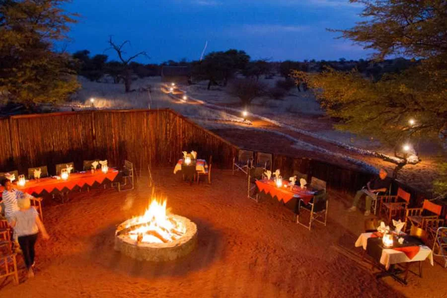 Camelthorn Lodge kalahari