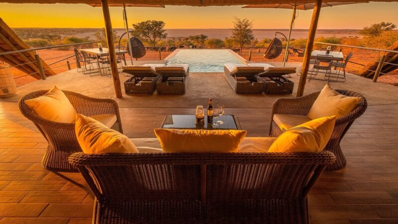 Bagatelle Boutique Farmhouse - Image 4