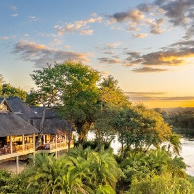 Divava Lodge and spa by the river