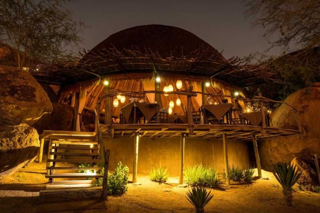 Namibia fly-in safaris