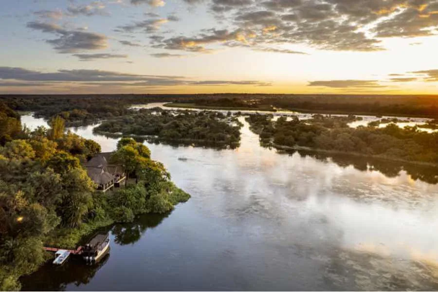 10-Day Namibia Honeymoon Luxury Fly-In Safari