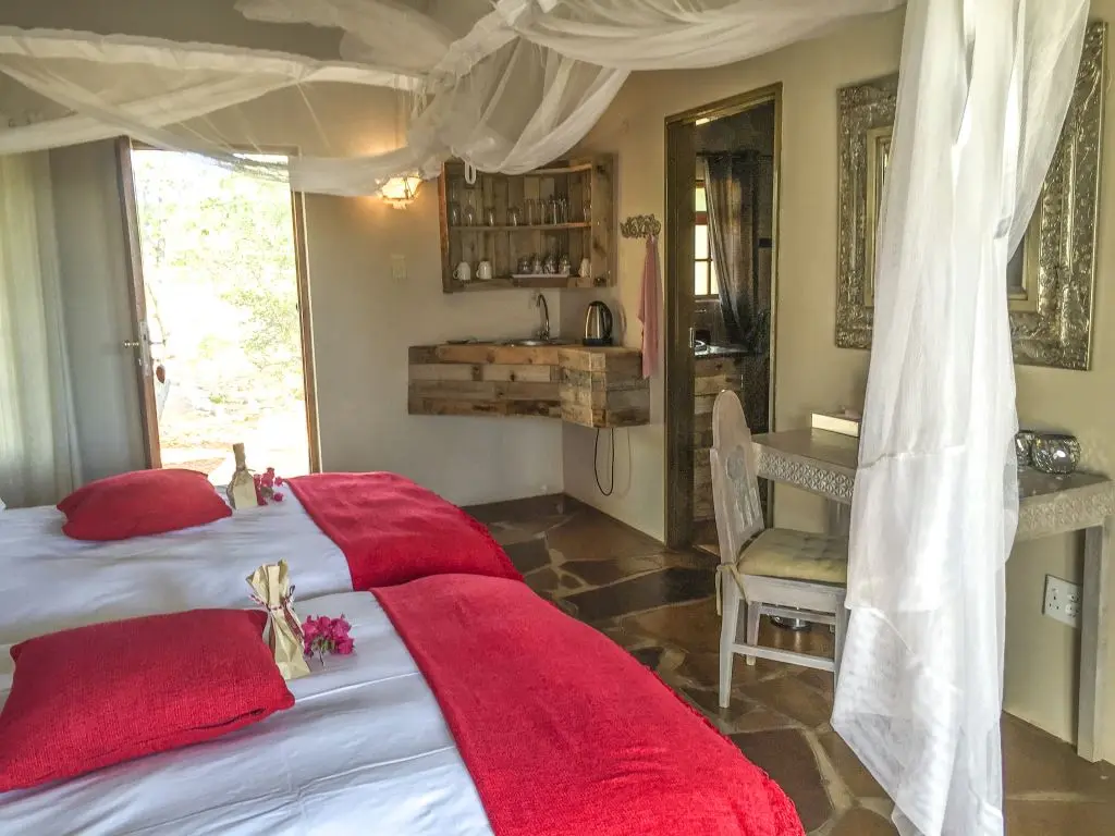 Okutala Etosha Lodge — room
